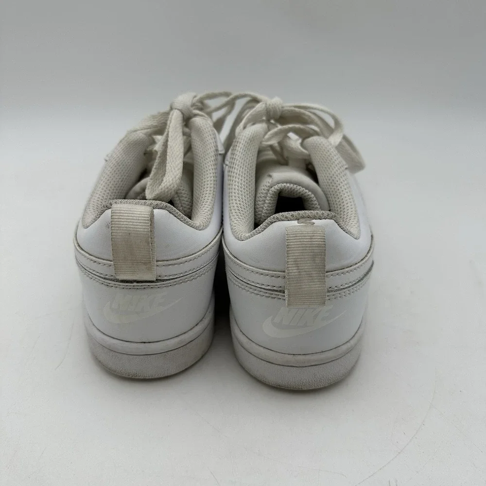 Nike Court Borough 2 White Youth Size 5 BQ5448-100 Pre Owned